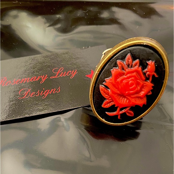 ❤️🩷Rose cabochon Victorian cuff and ring🩷❤️🩷❤️🩷❤️🩷❤️🩷❤️🩷❤️🩷❤️🩷❤️🩷❤️🩷 - Picture 7 of 10